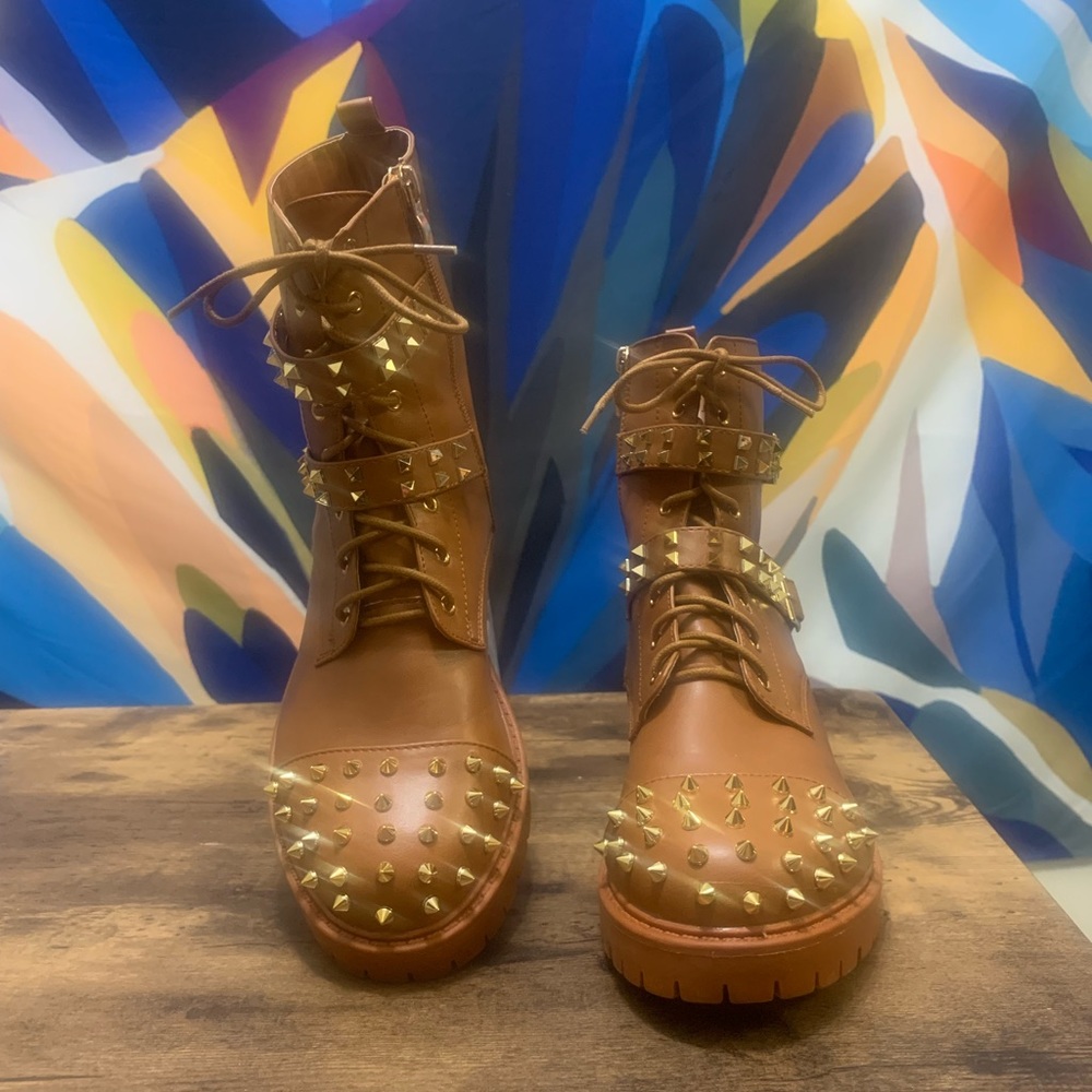 NWOT Camel brown leather combat boots with gold studs in women’s size 11.